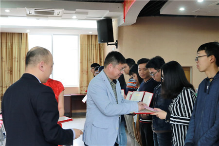 以終為始，談立志-總裁華農(nóng)開講暨“播恩獎學金”頒獎典禮